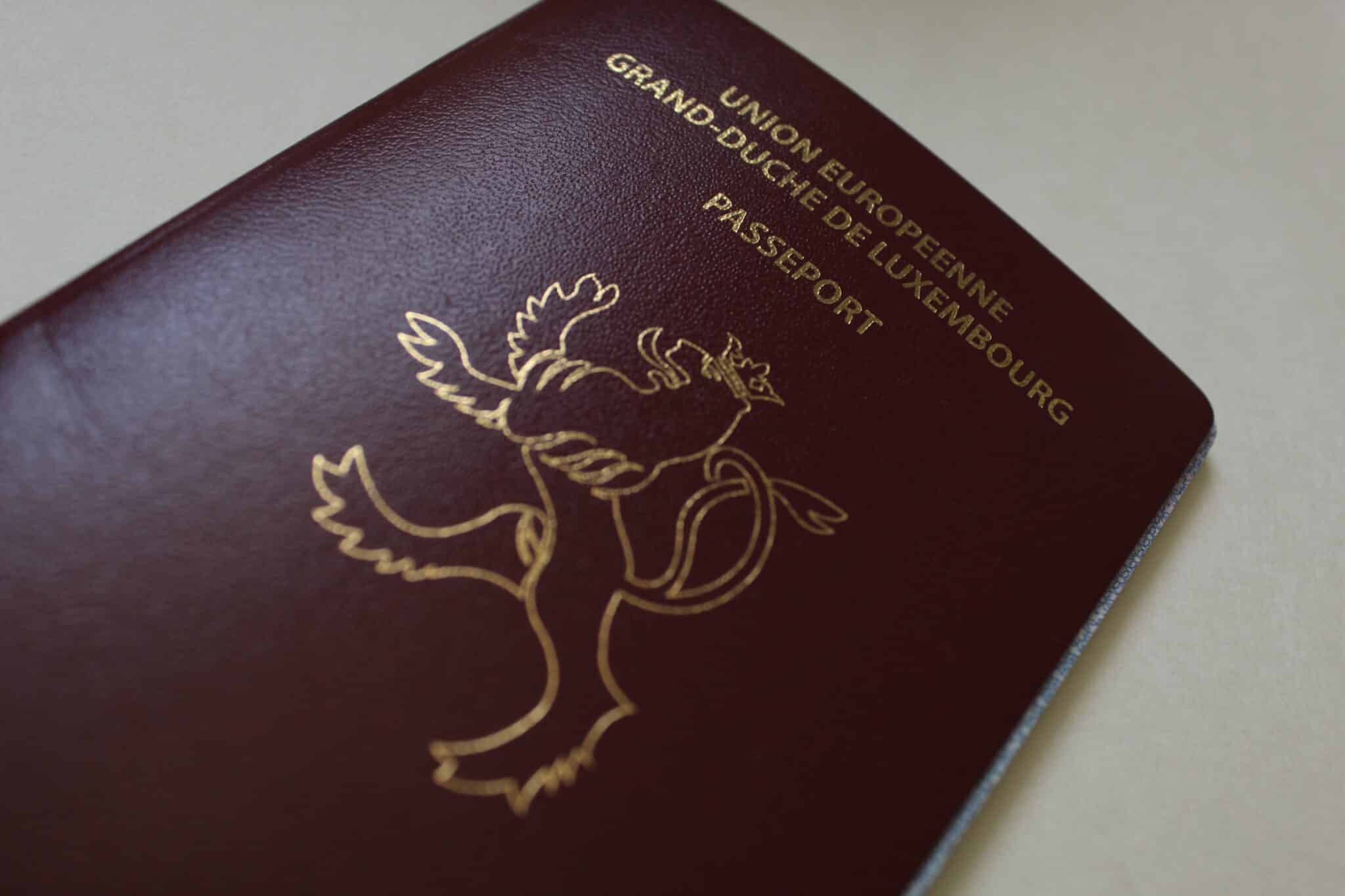 Luxembourg launches new 10-year biometric passport